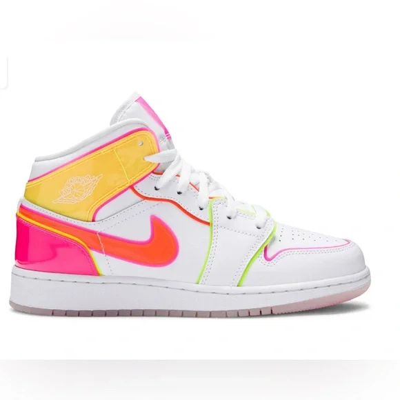 AIR JORDAN 1 Mid Edge Glow Youth sz4 - Picture 2 of 15